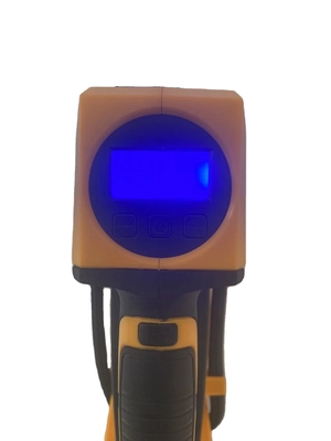 電池とLEDライトで自動車タイヤの膨張のためのデジタルゲージカーエアコンプレッサー