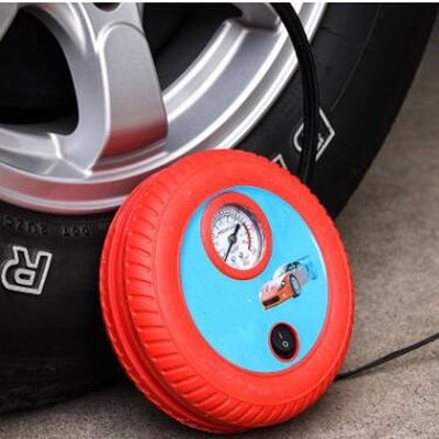 Dc12vのタバコのより軽いプラグを持つ赤いプラスチック空気圧縮機250psi Oem