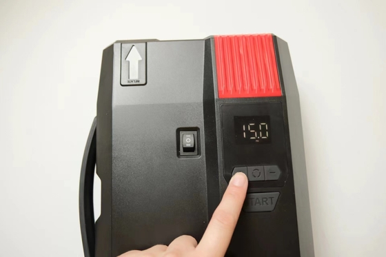 電気パドルボードポンプ 急速な膨張速度 電気デジタルディスプレイ 膨張機能を持つスープポンプ