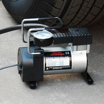 12v金属の車の黒の銀製色の単一シリンダーのための携帯用空気圧縮機