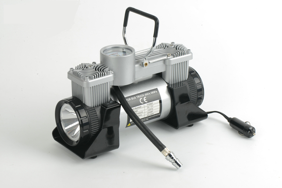 良い価格 12v 180w 150psiライトが付いている携帯用車の空気Conpressorの金属のタイヤ ポンプ オンライン